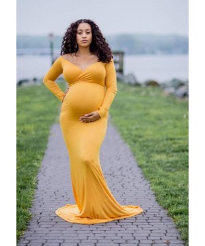 Nightgowns & Sleepshirts Maternity Fitted Gown V Neck Ruched Off Shoulder Long Sleeve Maxi Photography Dress - Yellow - CJ18H...