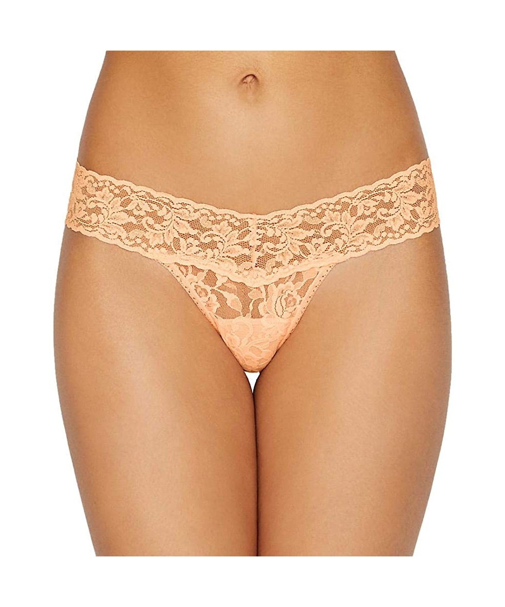 Panties Women's Petite Signature Lace Low Rise Thong White Thongs One Size - Chai - CO112Q8IW51