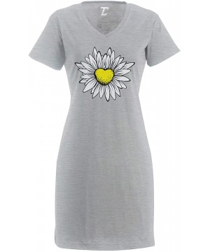 Nightgowns & Sleepshirts Daisy Heart - Sunflower Floral Love Women's Nightshirt - Light Gray - CU18R5YZMQK